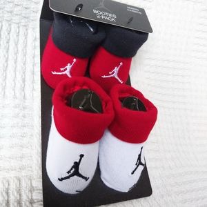 Jordan's Newborn/Infant 2-Pack Booties